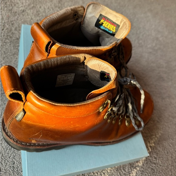 Eddie Bauer Men’s K-6 Waterproof Boots - Picture 4 of 7